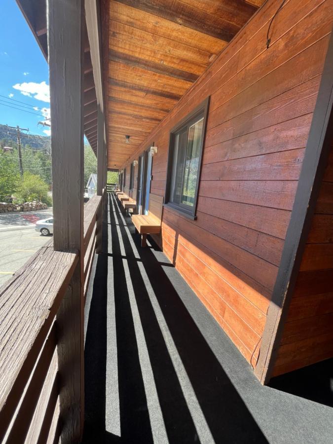 June Lake Villager Exterior photo