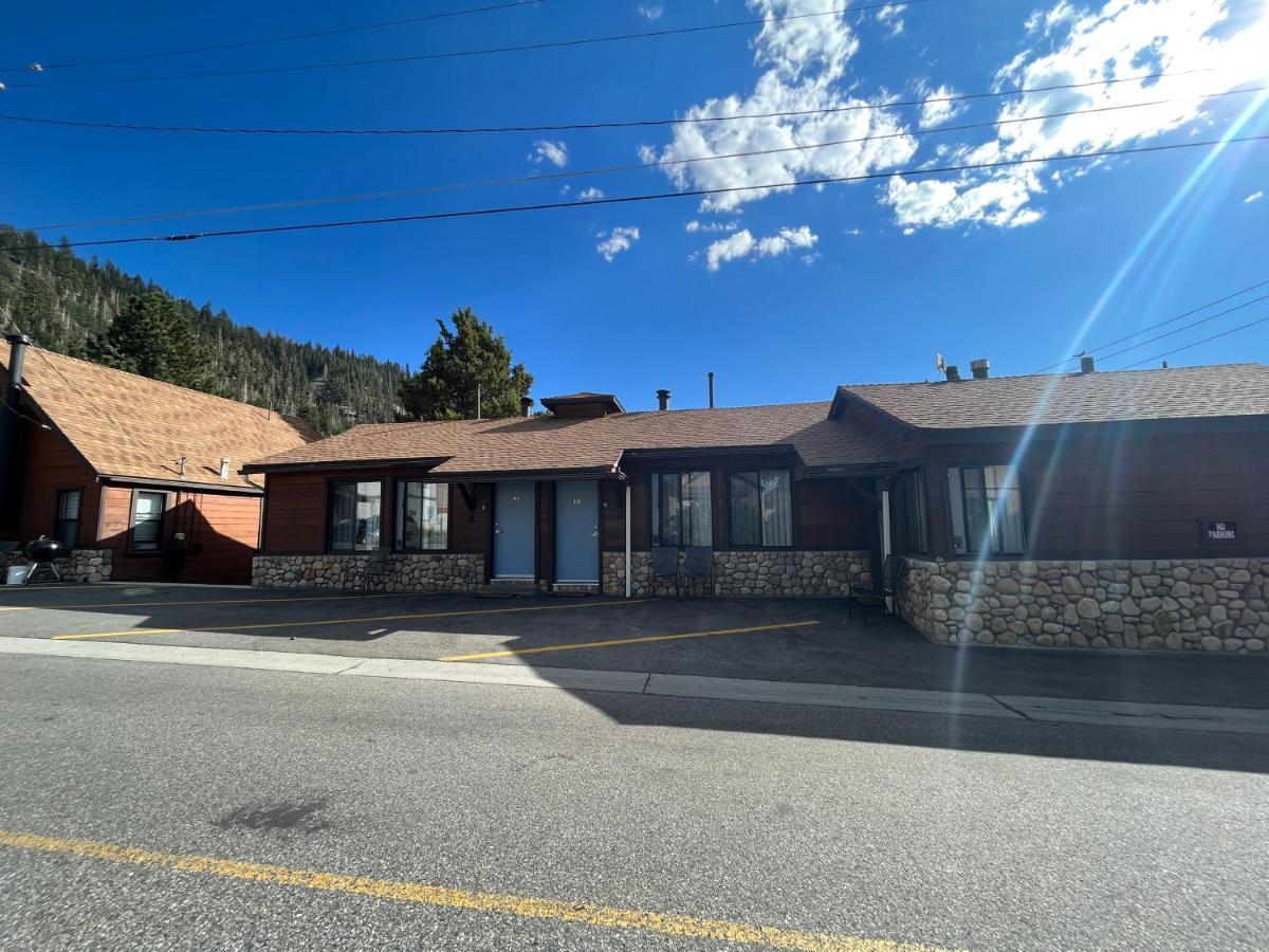 June Lake Villager Exterior photo